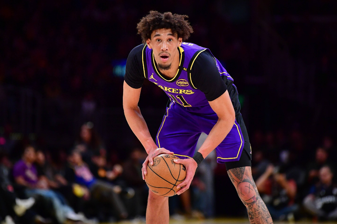 乐鱼登陆网站-太难了！数据全面落后，正负值-49+全队最差，艾顿，能硬一点吗？