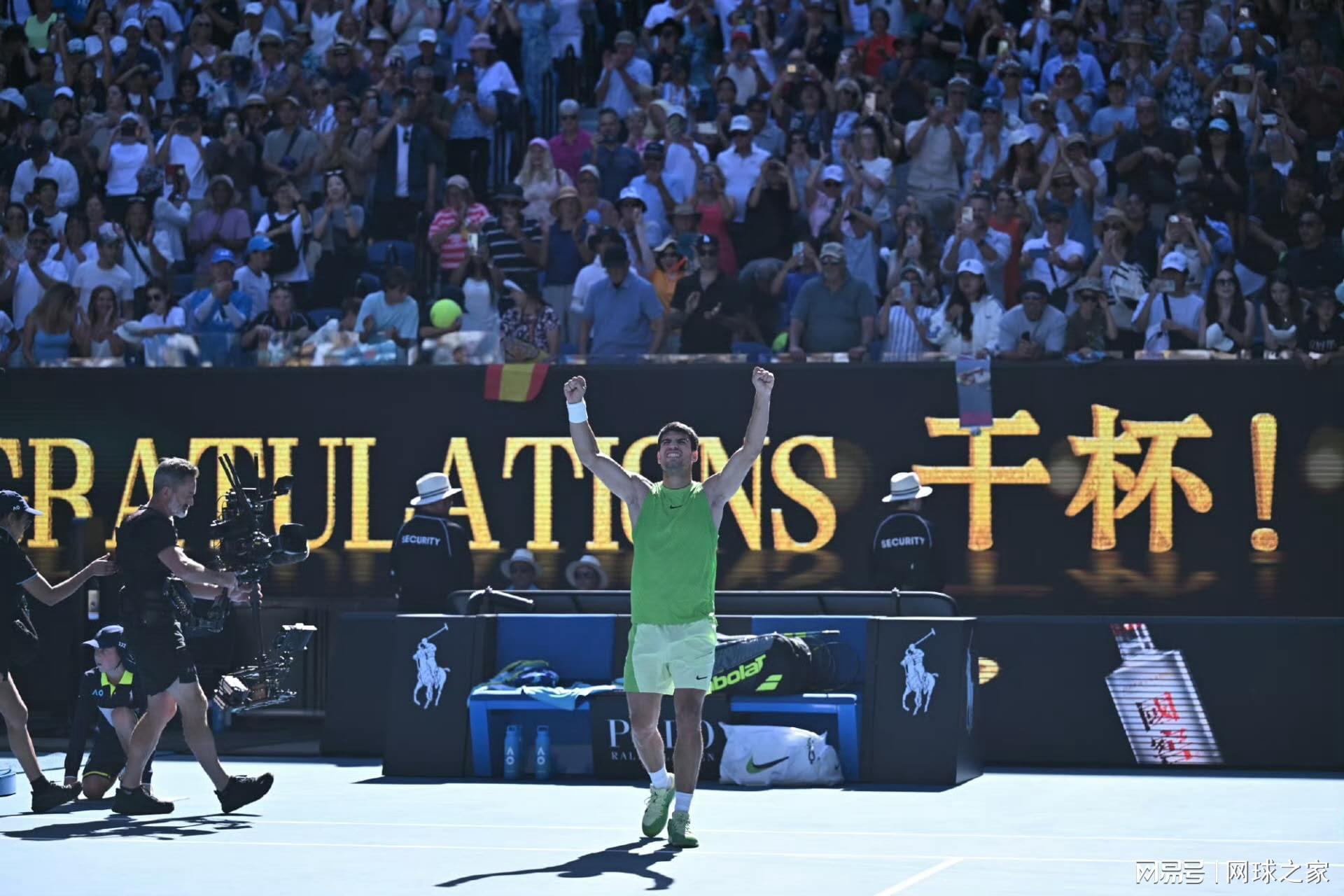 乐鱼体育登陆-澳网单打十六强决出：王欣瑜创纪录，梅总鏖战小钱！